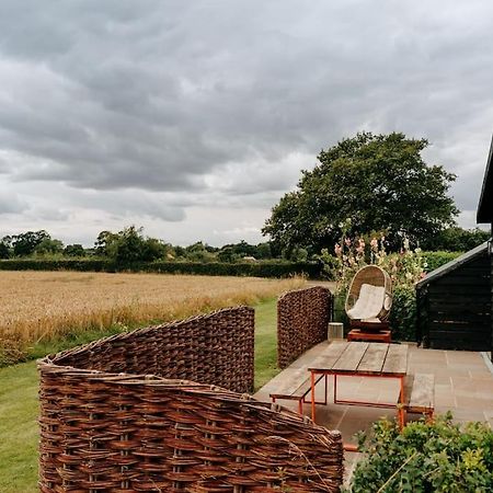 Beautiful Cottage In Bredfield Near To Woodbridge On The Suffolk Coast Bagian luar foto