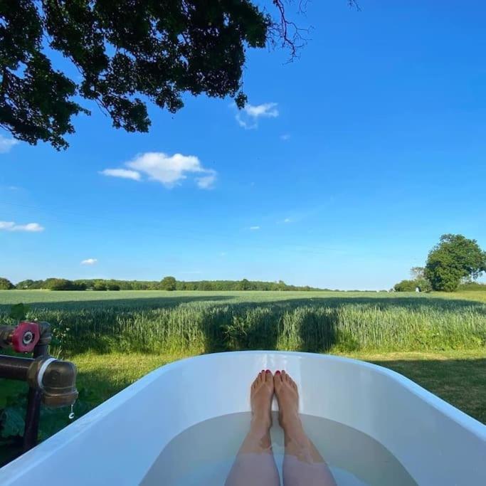 Beautiful Cottage In Bredfield Near To Woodbridge On The Suffolk Coast Bagian luar foto